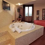 Le Moran Hotel
